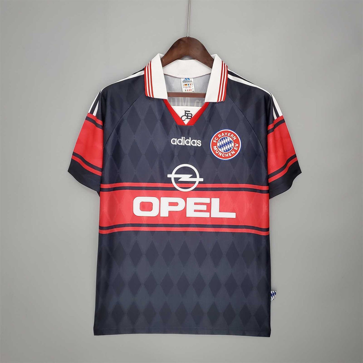 Bayern 1997/99 Home