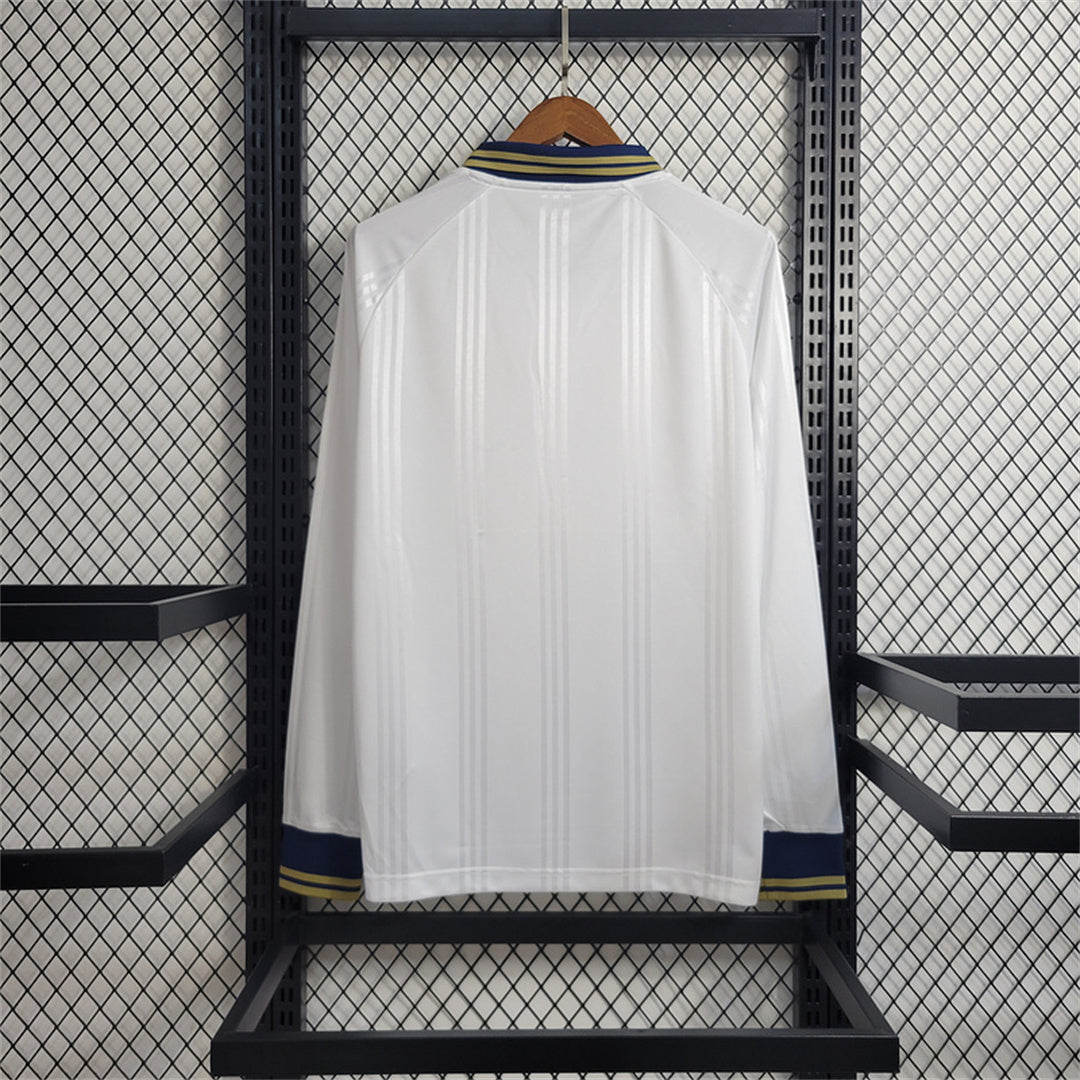 Camiseta de manga larga local del Real Madrid 2015/16