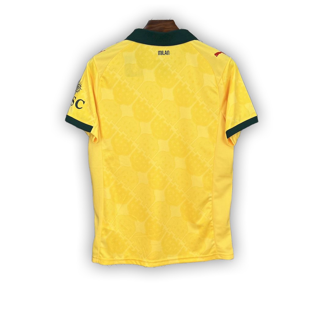 Versión del tercer jugador del Arsenal 2024/25