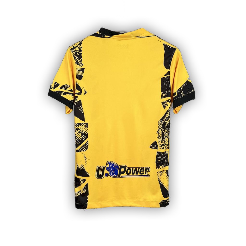 Versión del tercer jugador del Arsenal 2024/25