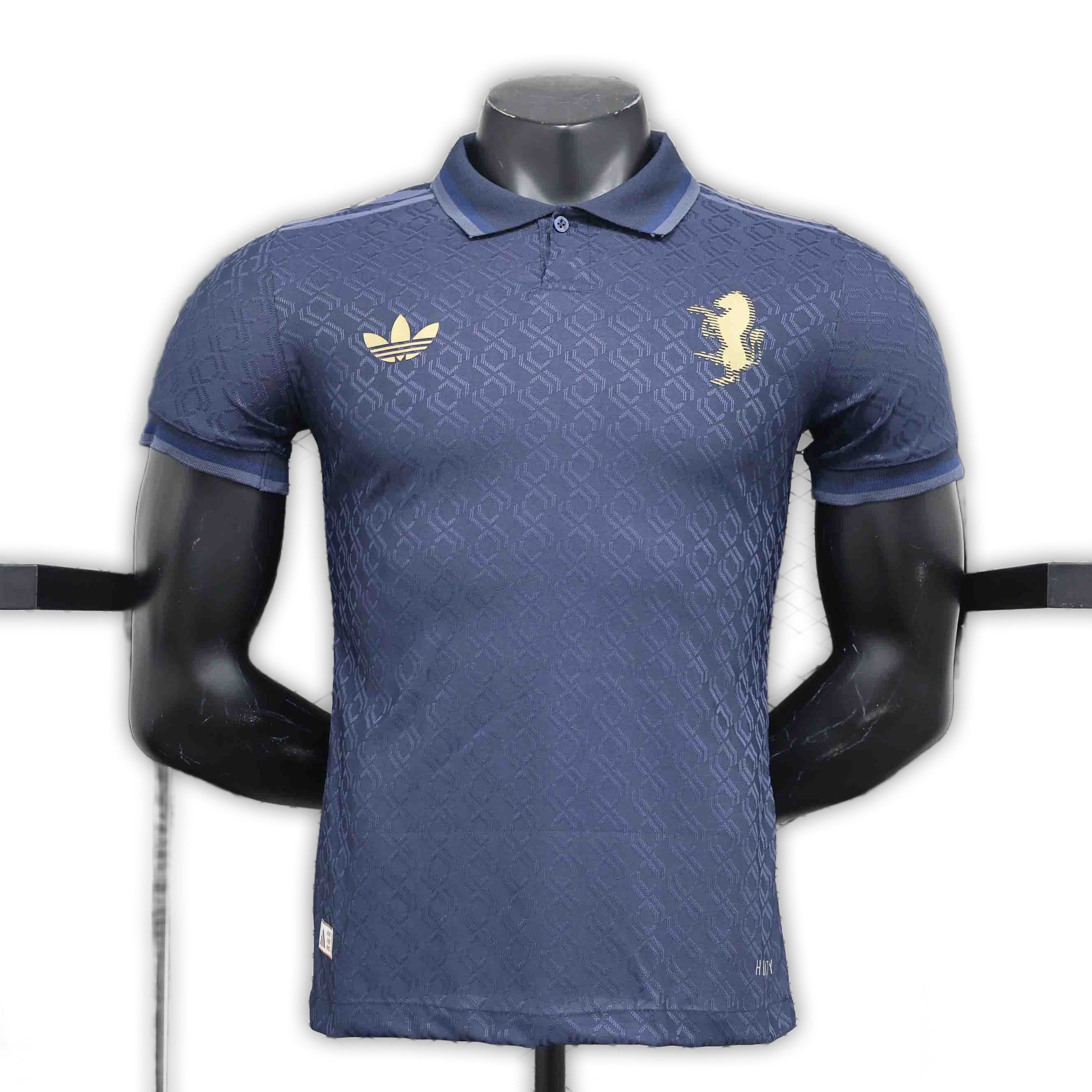 Versión del tercer jugador de la Juventus 2024/25