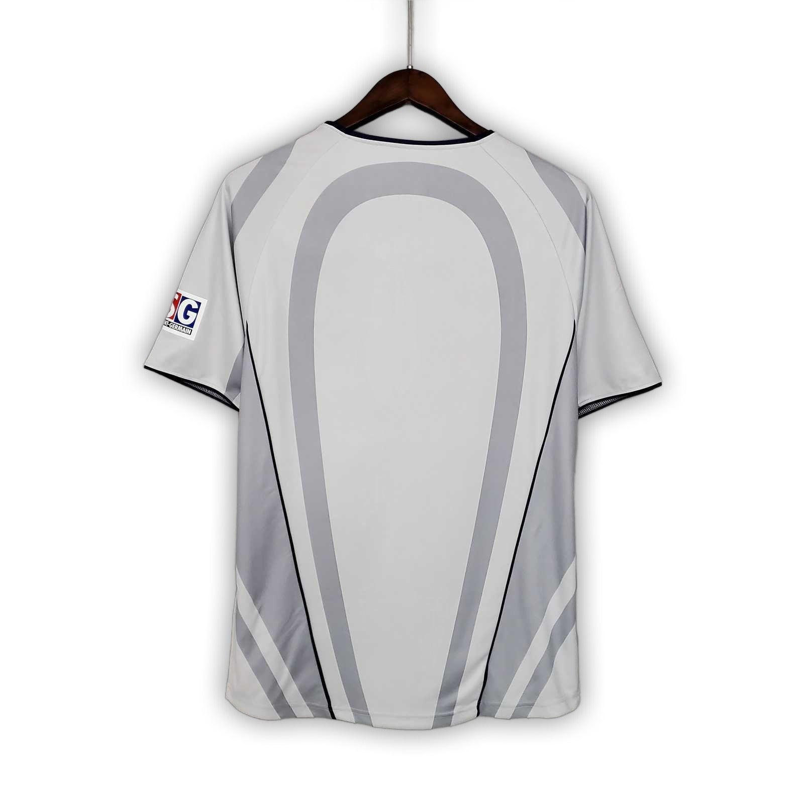 PSG 2001/02 Away