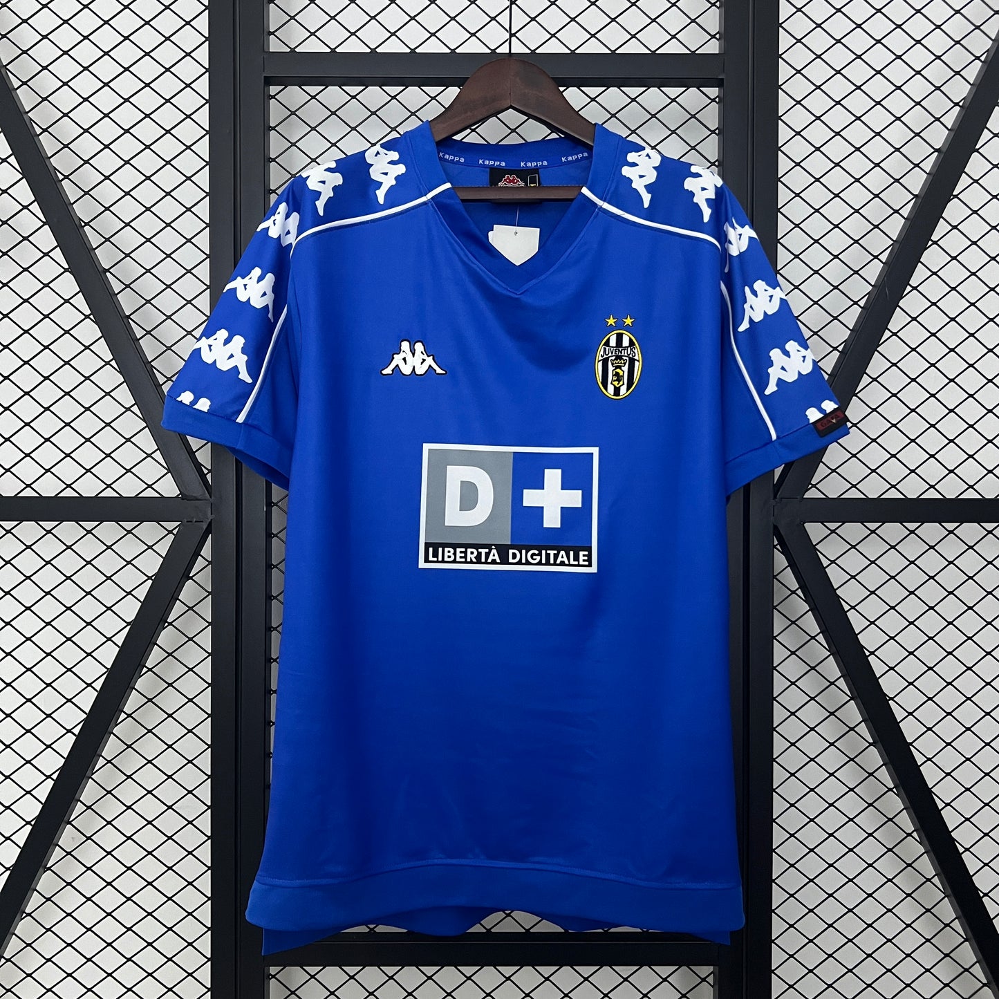 Juventus 1999/00 Away