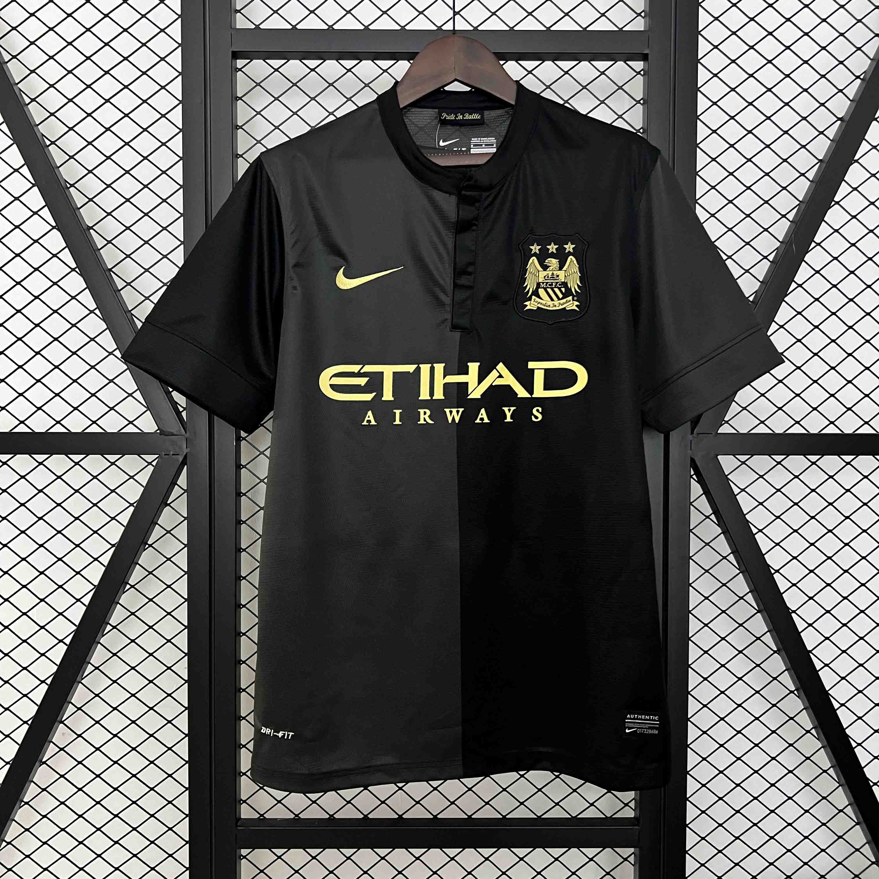 Manchester City 2013/14 Away