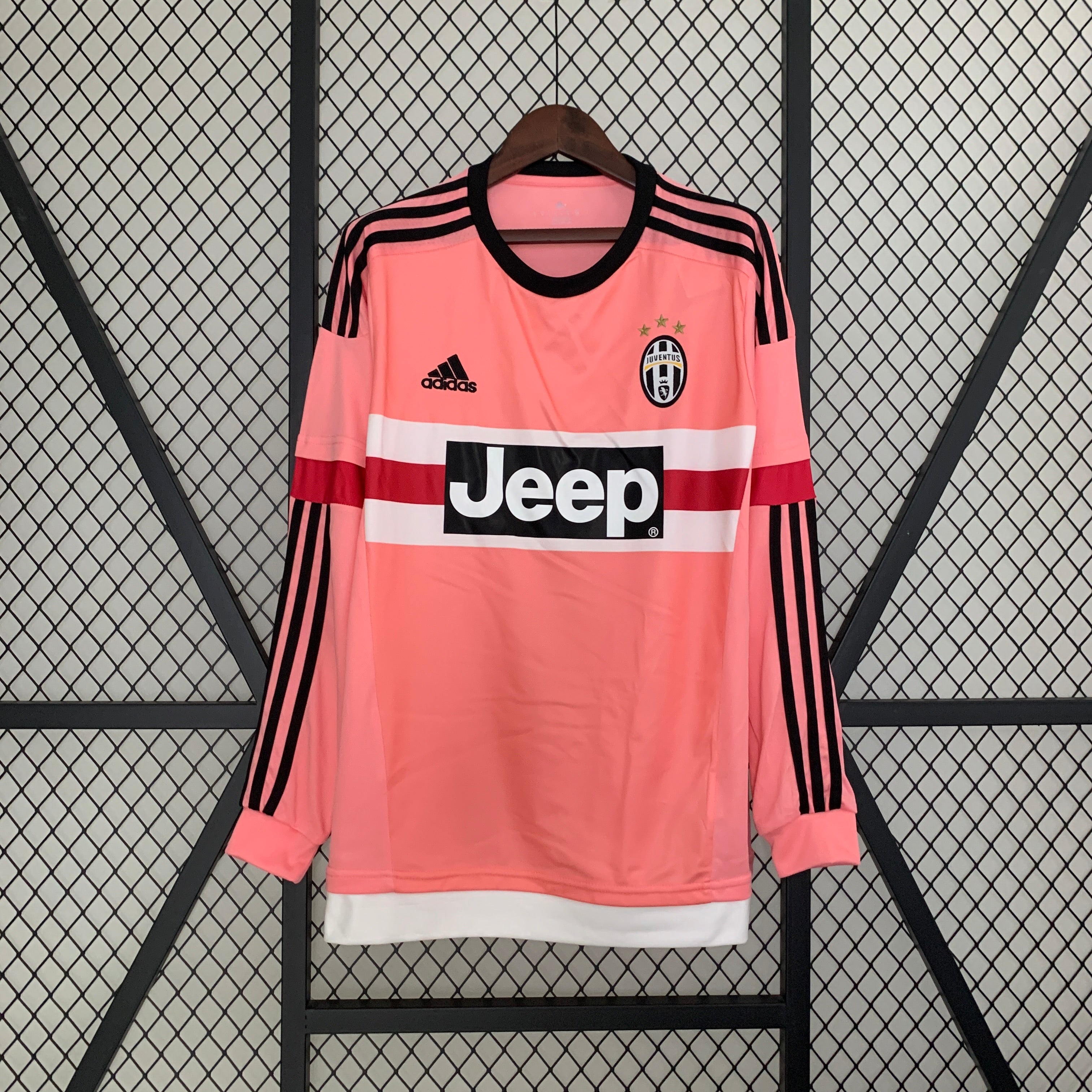 Juventus 2015/16 Away Long Sleeve