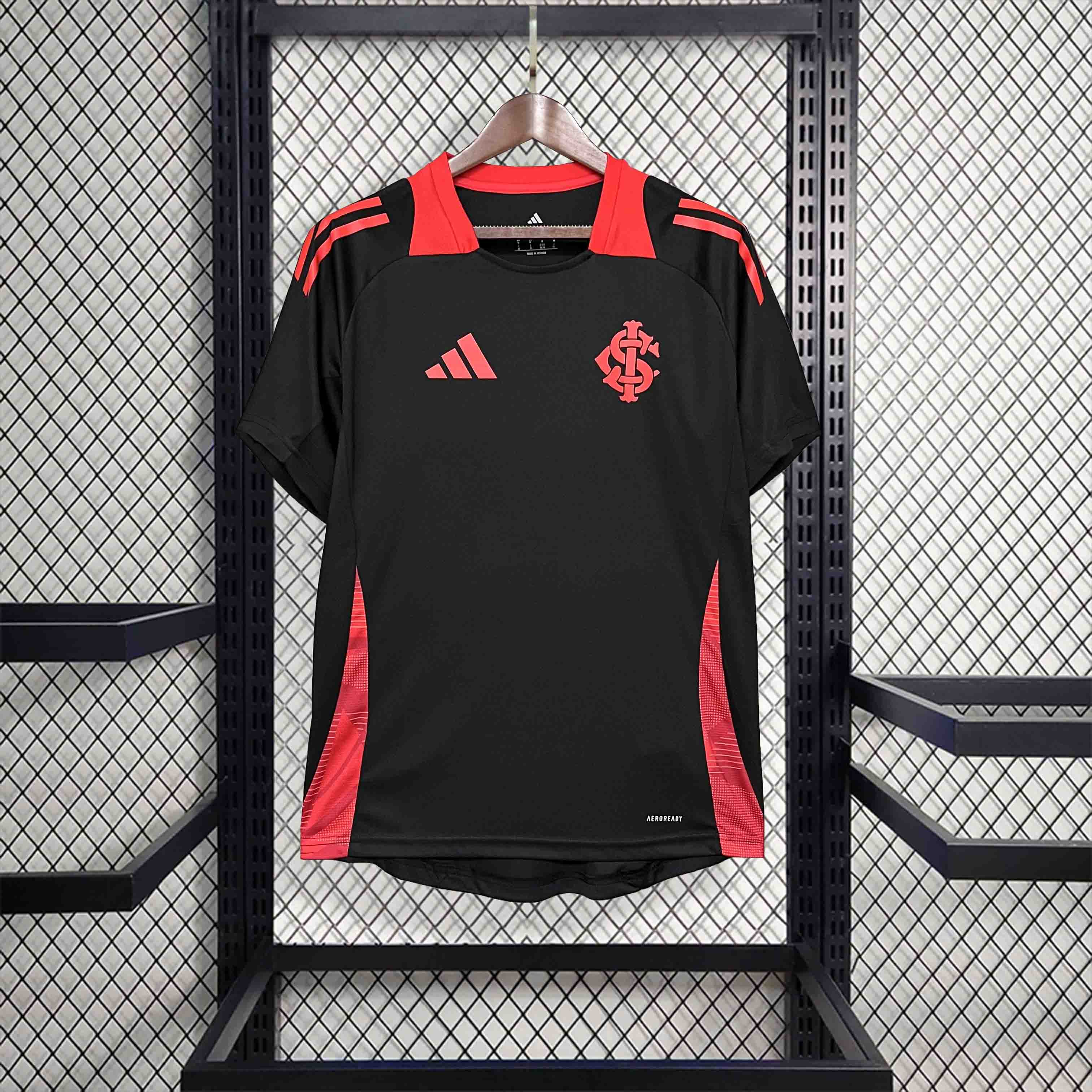 Internacional Training Kit
