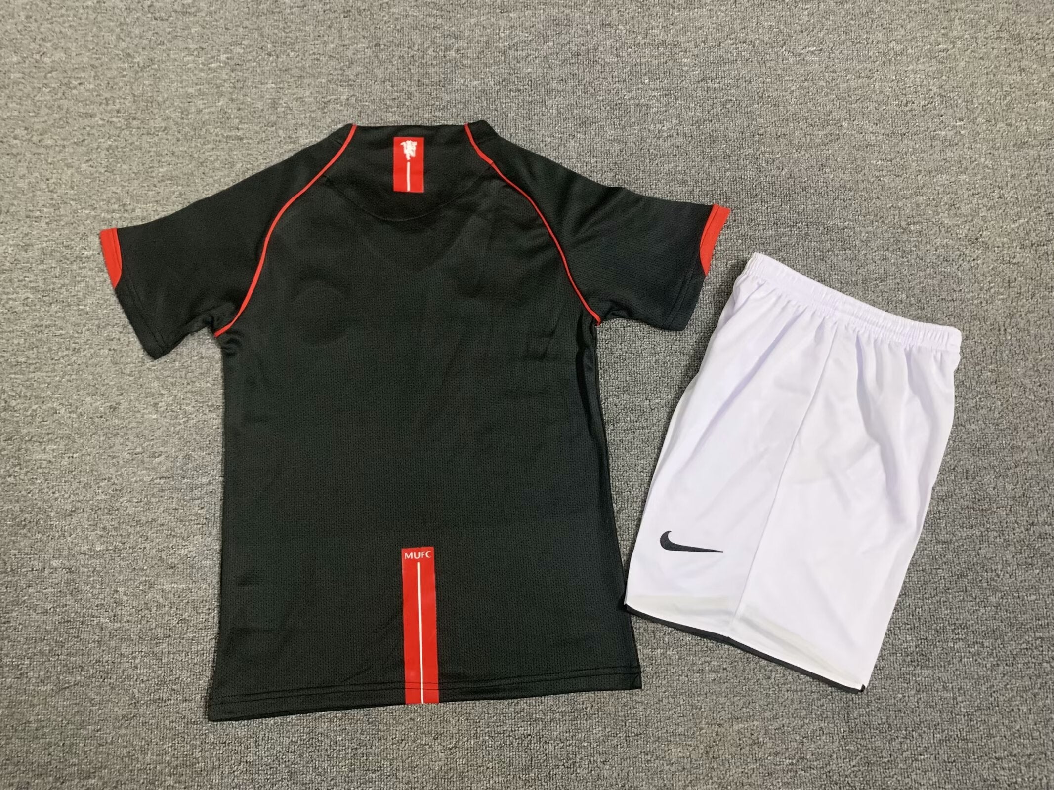 Manchester United 2007/08 Away Kids