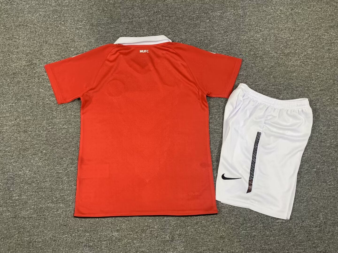 Manchester United 2010/11 Home Kids