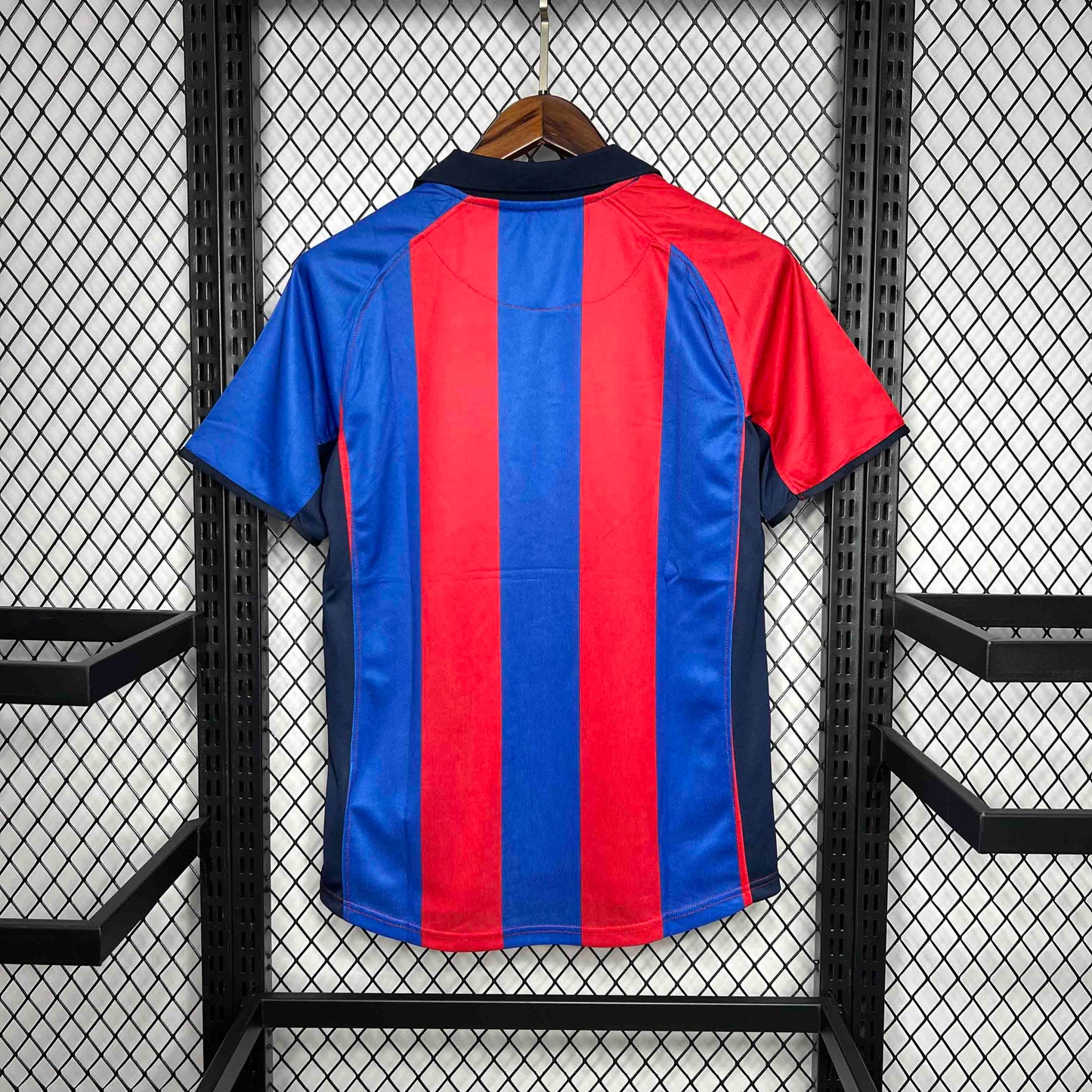 Barcelona 2004/05 Home