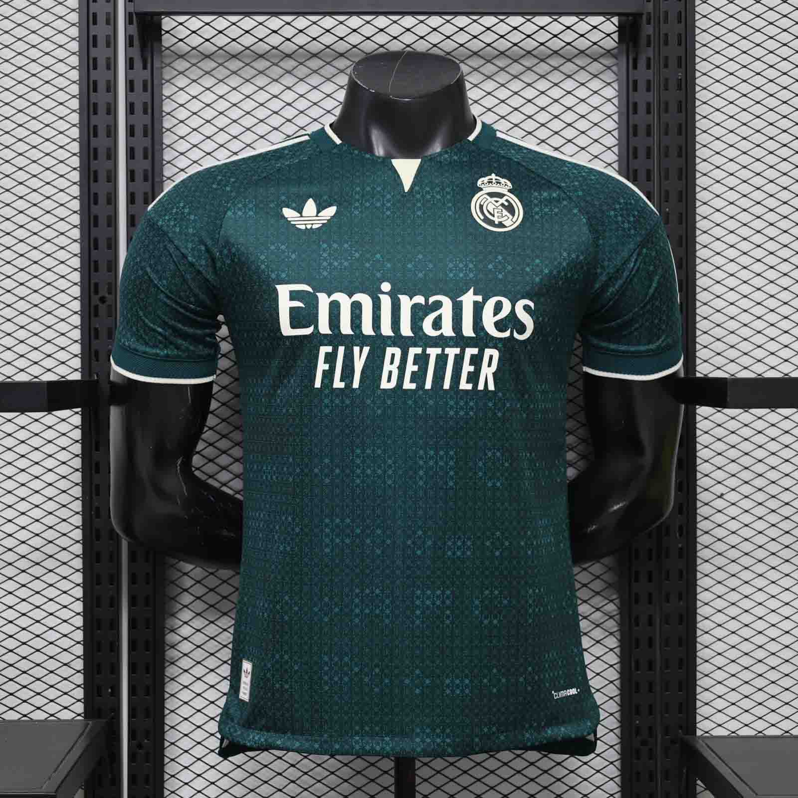 Real Madrid 2026/27 Away Player Version