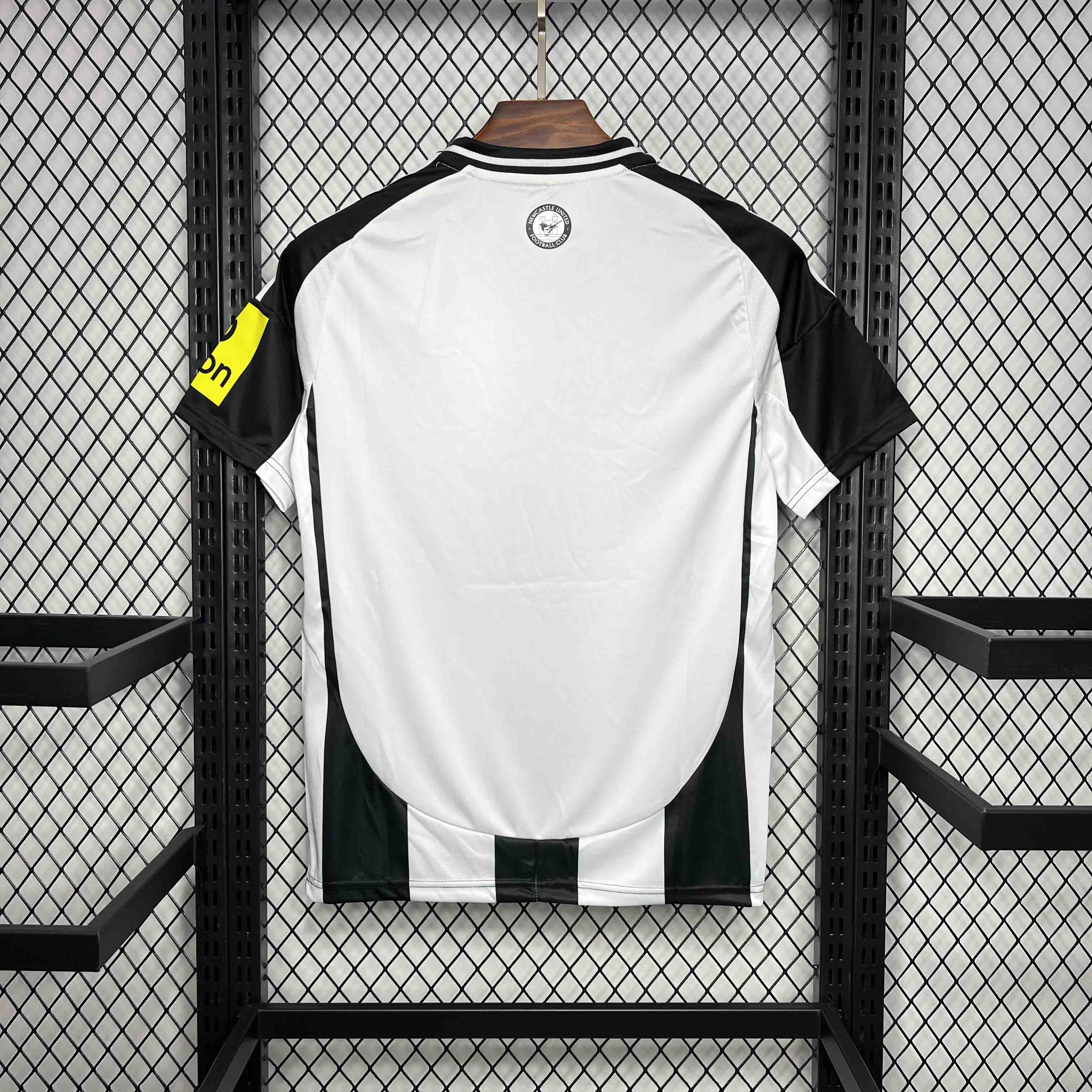 Newcastle United 2024/25 Home