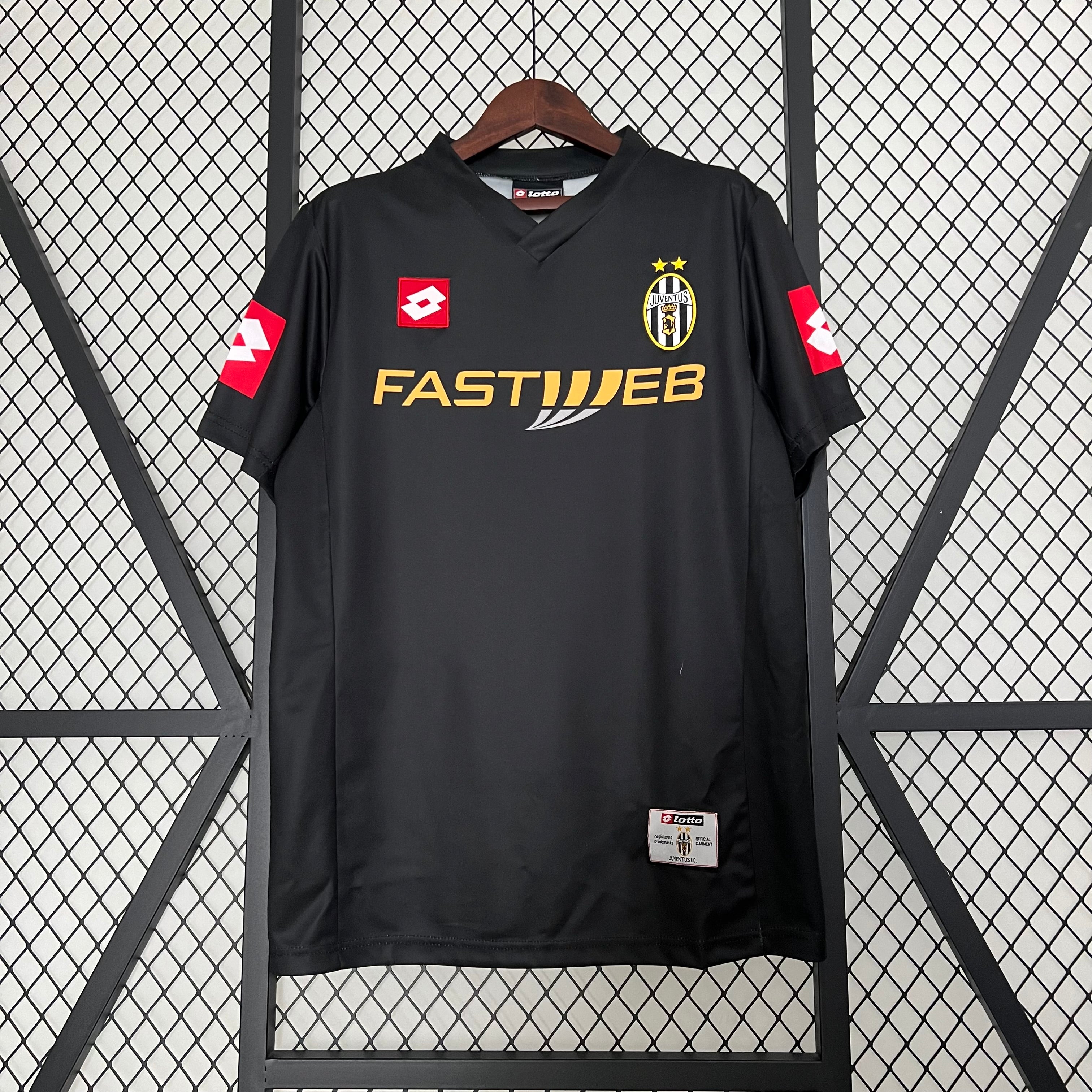Juventus 2001/02 Away